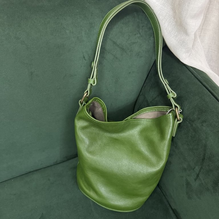 Vegetable-Tanned Leather Crossbody Handbag | Multi-Functional Bucket Bag thumbnail 5