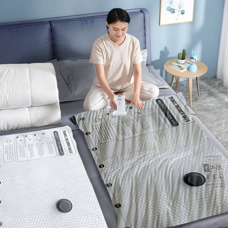 Vacuum Compression Storage Bags With An Electric Pump thumbnail 12