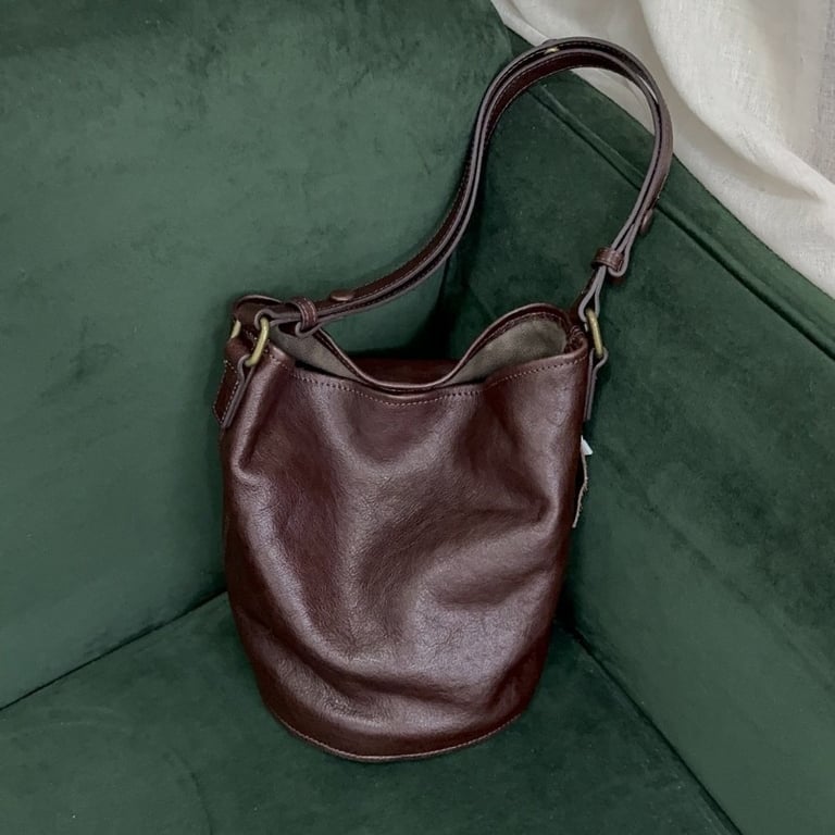 Vegetable-Tanned Leather Crossbody Handbag | Multi-Functional Bucket Bag thumbnail 6
