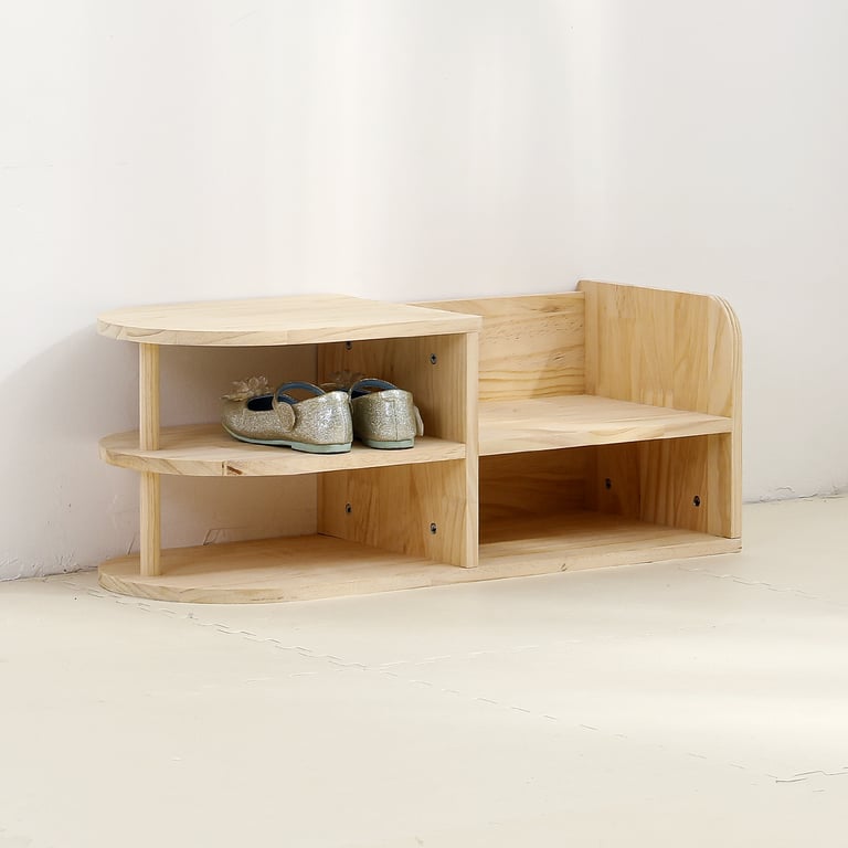 Children's Shoe-Changing Stool with Integrated Entryway Seating and Storage thumbnail 1