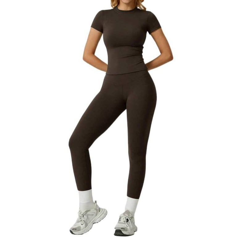 Quick-Drying Yoga Outfit Set | Tight-Fitting Short-Sleeve Top & Long Leggings thumbnail 5