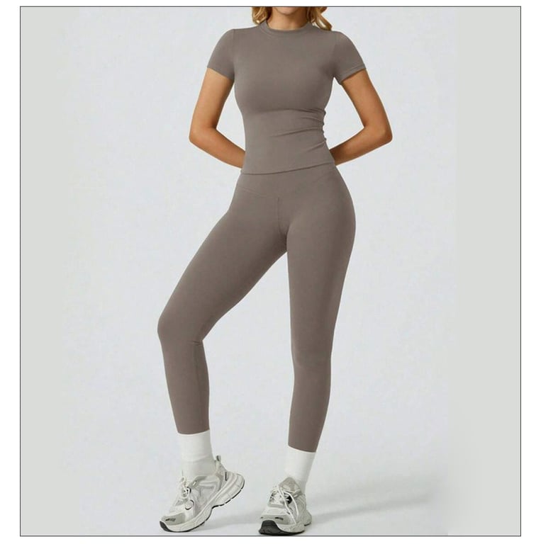 Quick-Drying Yoga Outfit Set | Tight-Fitting Short-Sleeve Top & Long Leggings thumbnail 18