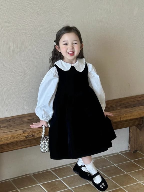 Children's Doll-collar Shirt And Black Vest Dress Set thumbnail 10