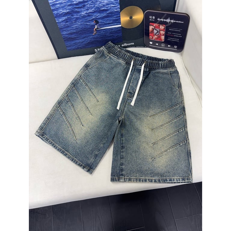 Washed Wrinkle-Effect Denim Shorts for Men | Casual Mid-Length thumbnail 6