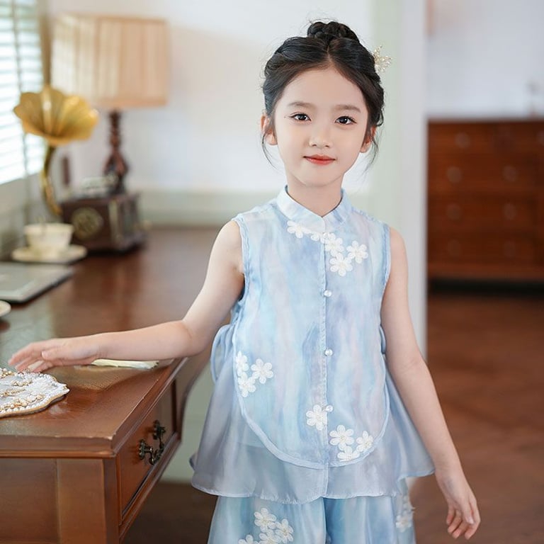 Girls' Blue Floral Two-Piece Vest Top Set | Chinese-Inspired thumbnail 6