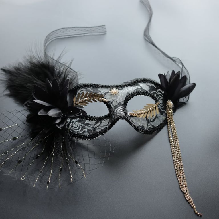 Christmas Half-Face Sexy Party Eye Mask | Masquerade Ball Costume thumbnail 15